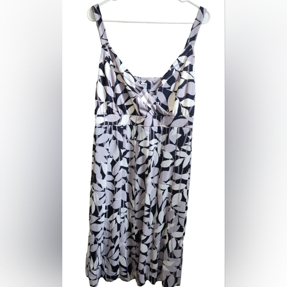 Studio 1940 leaf print dress, size 18W